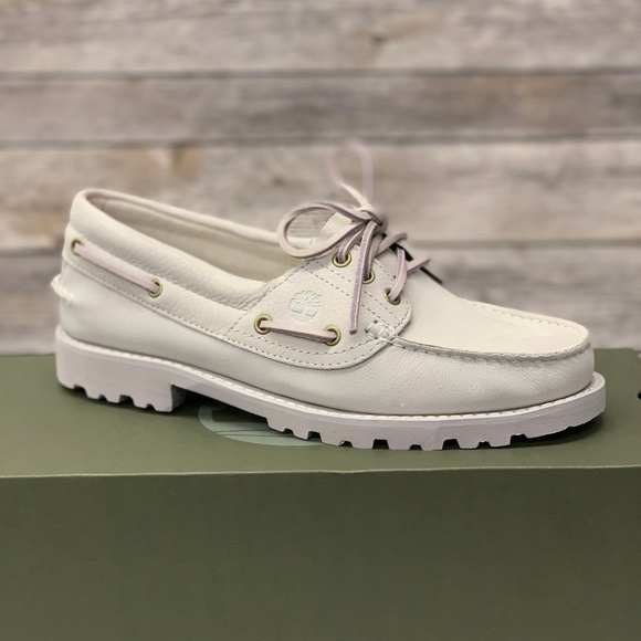 3 eye boat shoes timberland